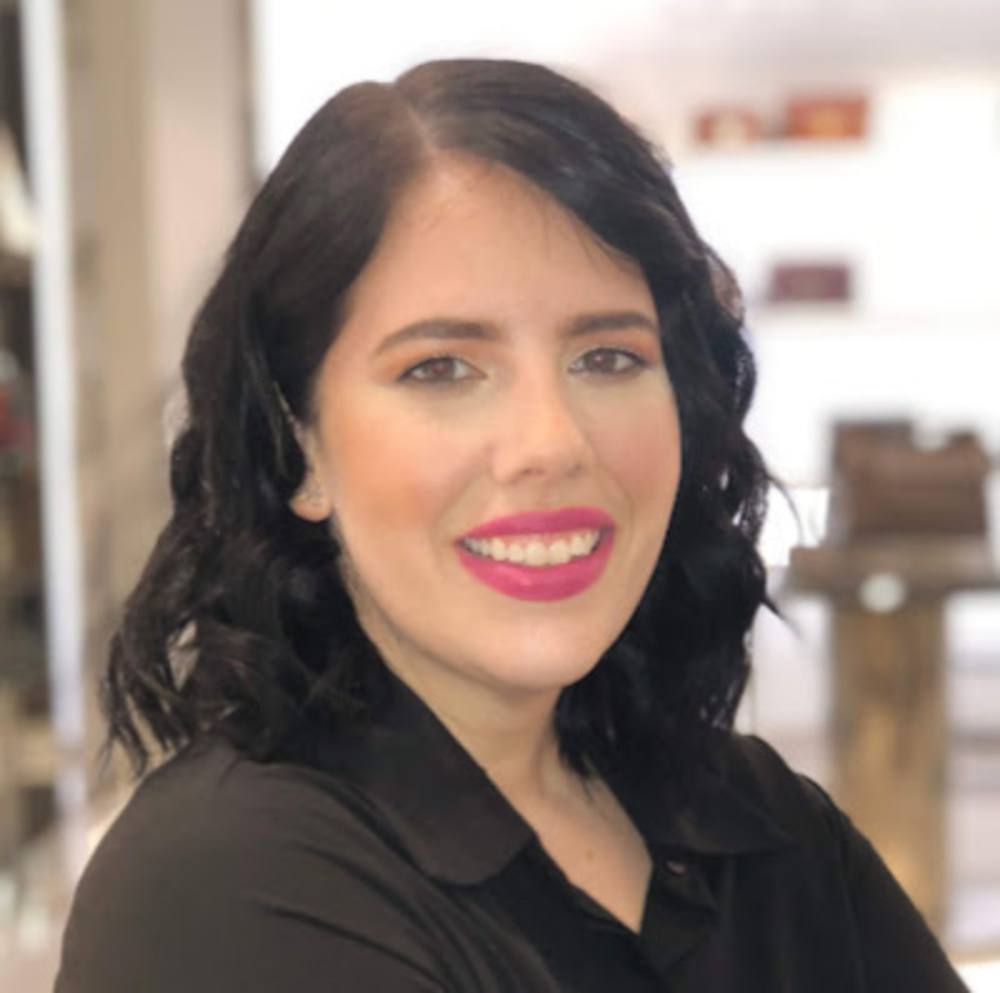 Meet your Posher, Alessandra